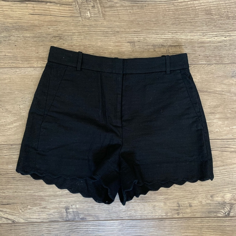 Scallop Shorts